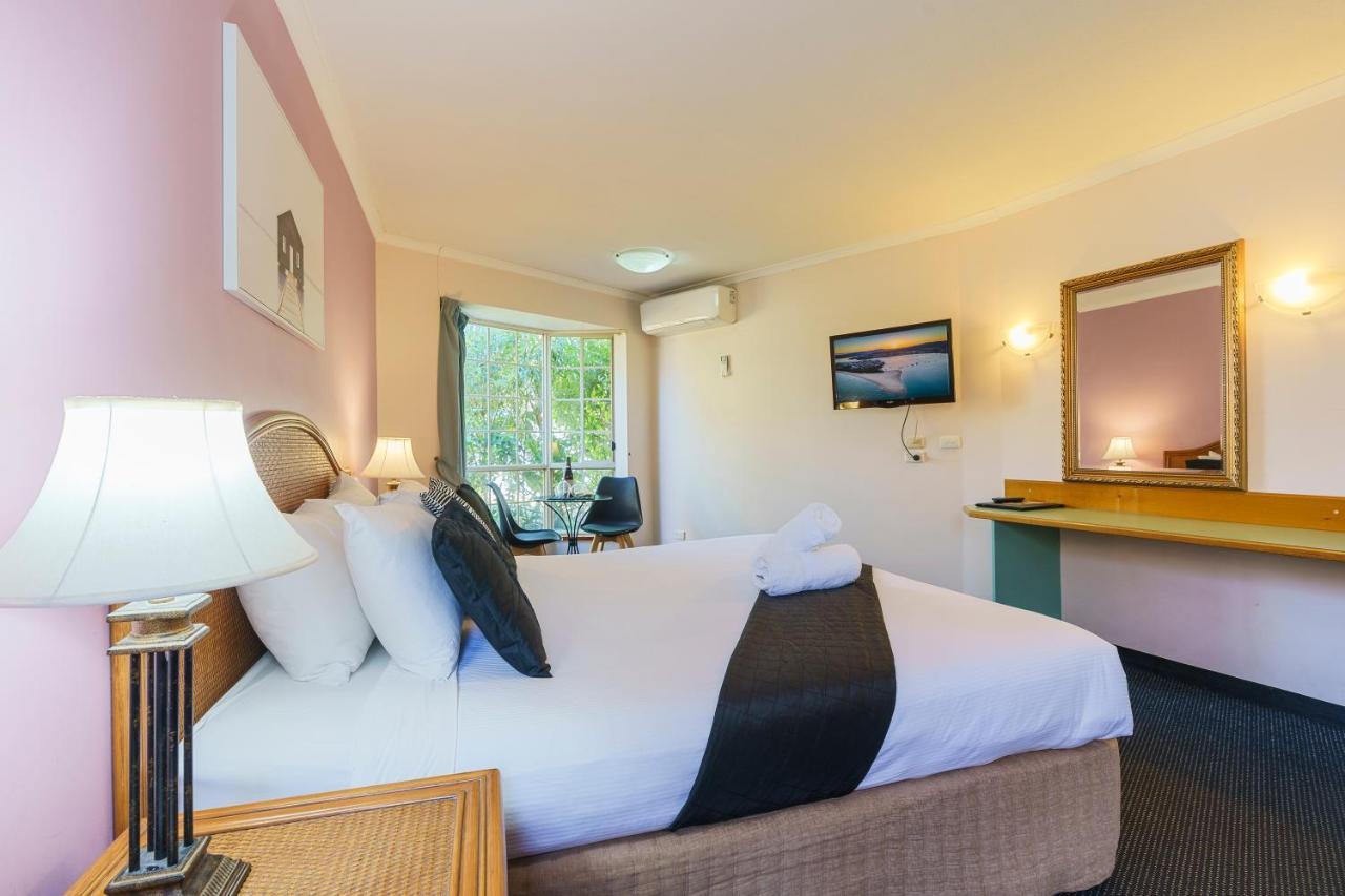 Sapphire Waters Motor Inn Меримбула Екстер'єр фото
