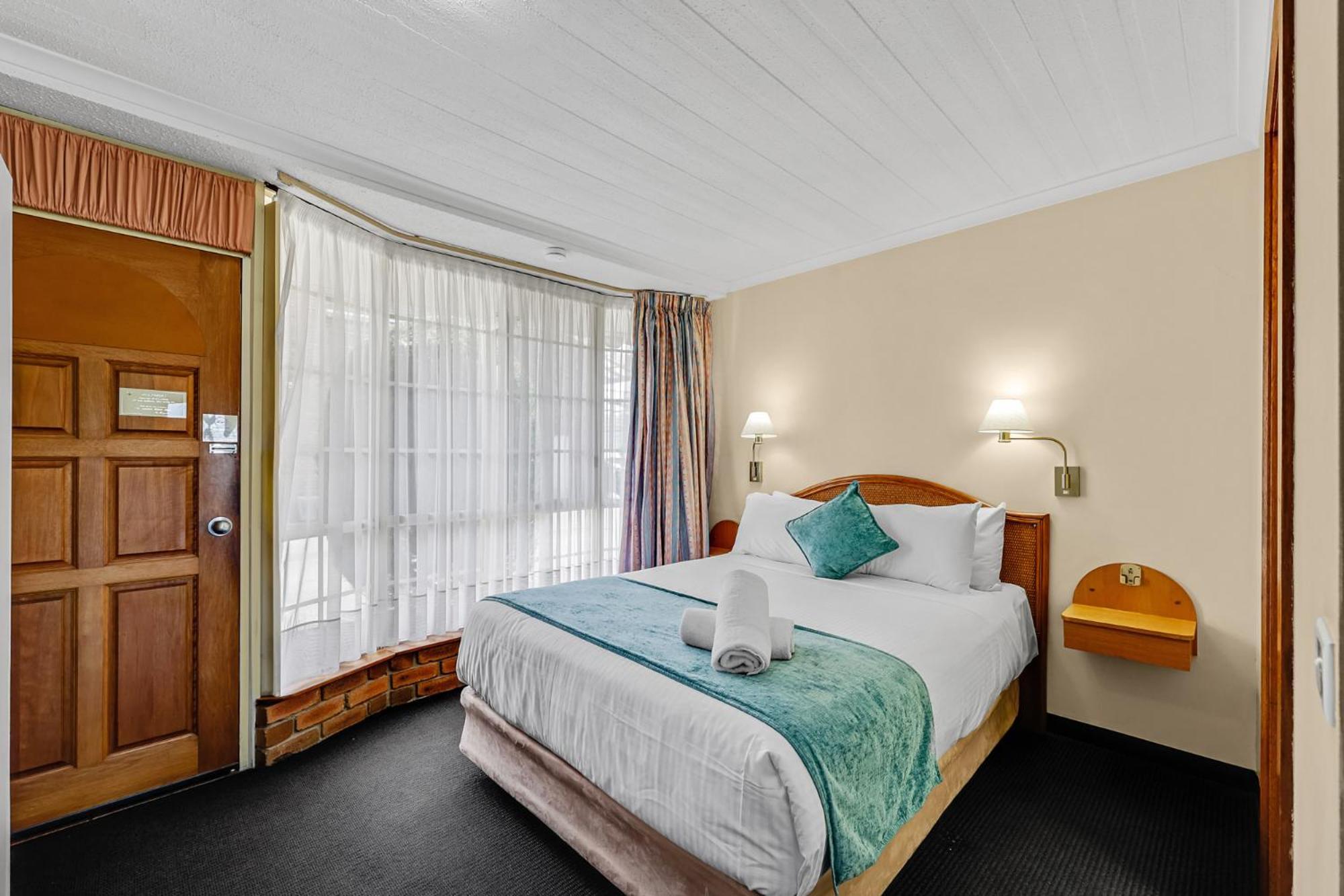 Sapphire Waters Motor Inn Меримбула Екстер'єр фото