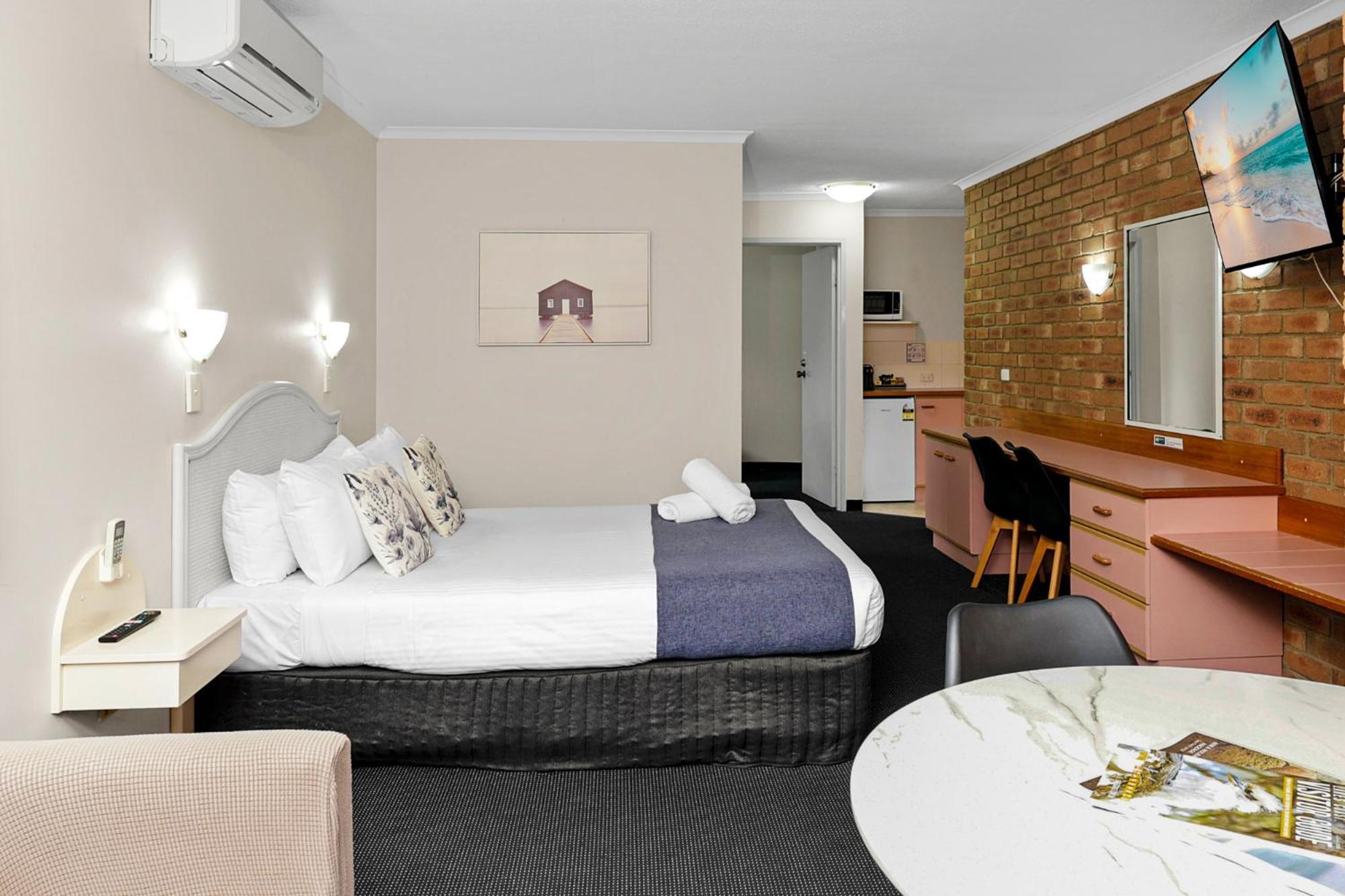 Sapphire Waters Motor Inn Меримбула Екстер'єр фото